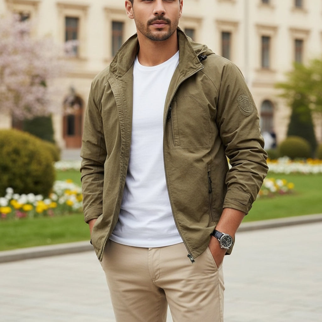 Men's Lightweight Waterproof Cargo Jacket | Breathable Design